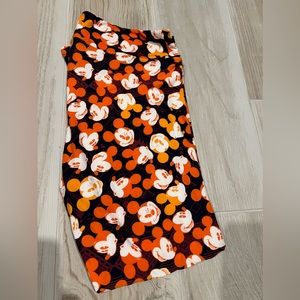 Luluroe TC2 Disney leggings